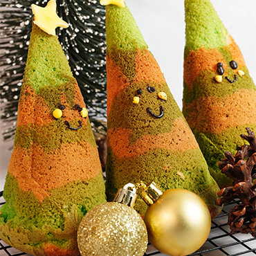 Greentea Christmas Trees Cake