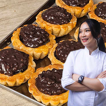 Chocolate Crunchy Egg Tart by Chef Stella Permata