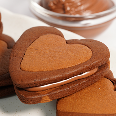 Love Hazelnut Sandwich Cookies